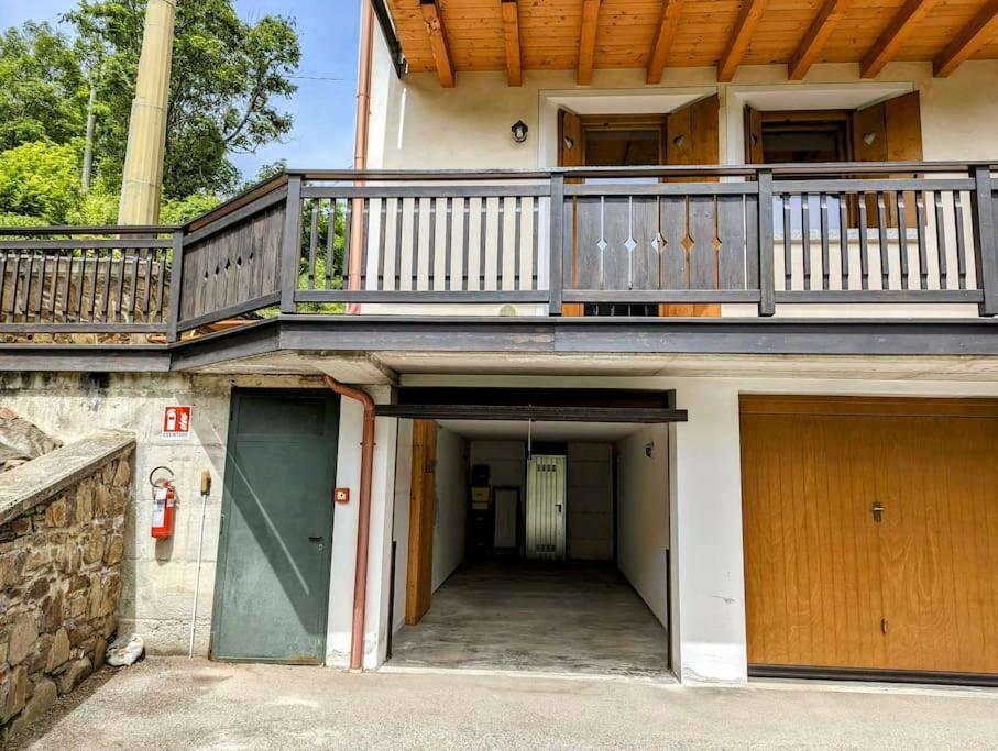 Residence Gardenia Con Terrazza 40Mq Privata & Garage Privato Vione Esterno foto